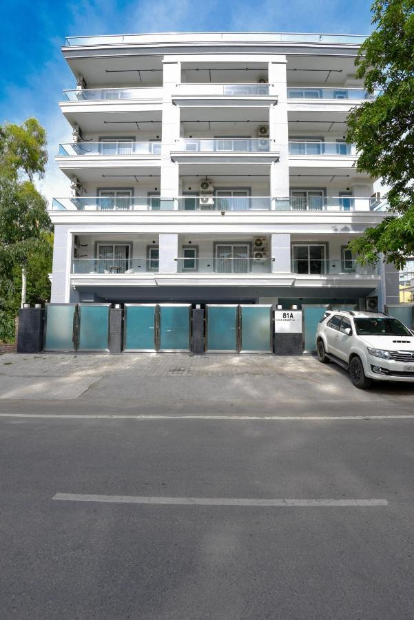 Bedchambers Serviced Apartments - Cyber City Гургаон Экстерьер фото